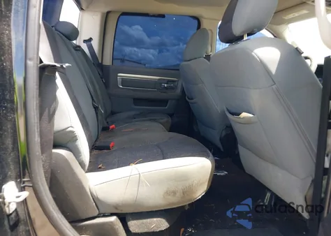 2013 Ram 1500 Big Horn z USA, uszkodzony, nr VIN 1C6RR6LT3DS628562